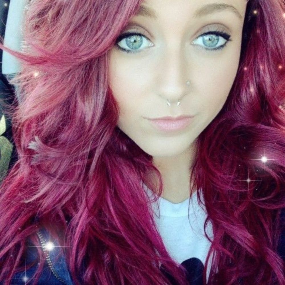 Meet your Posher, Kayla
